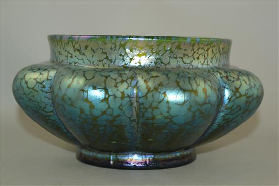 A Loetz style iridescent glass lobed rose bowl, c.1905, 25.5cm